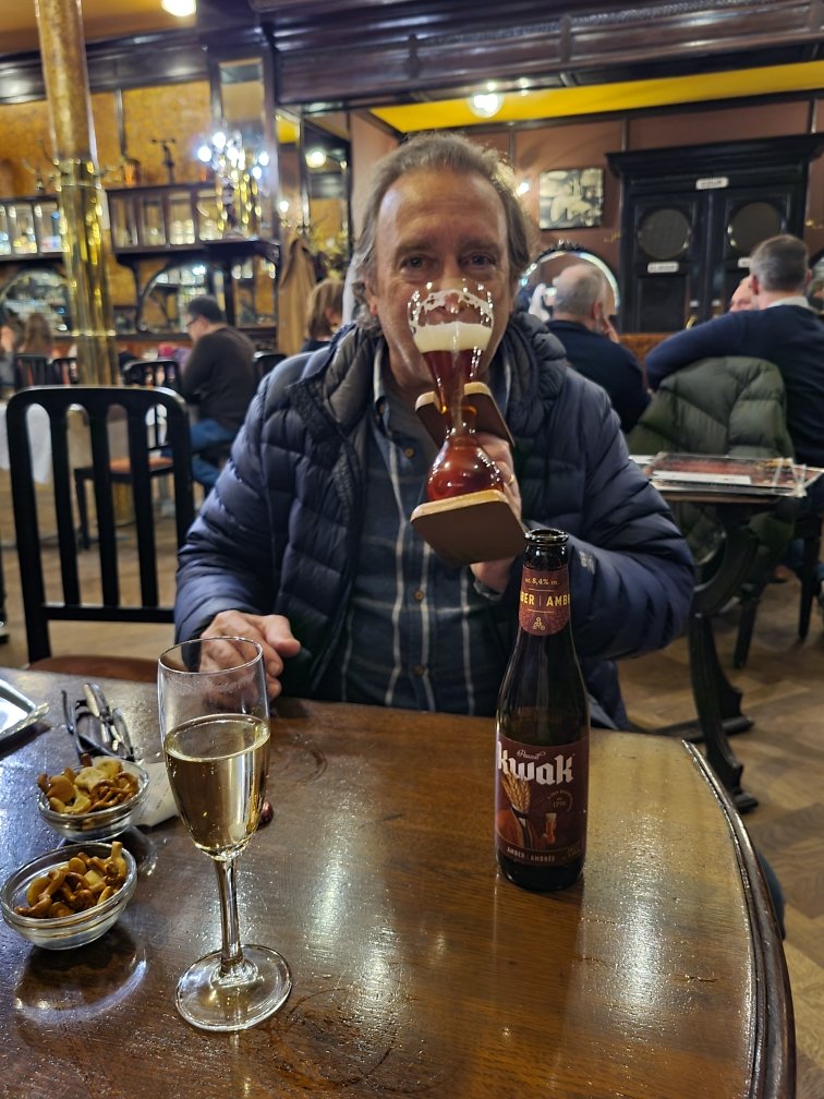 StatsHouse's tweet image. Enjoying a Kwak Amber with Moules-Frites (mussels and fries) in Brussels, Belgium.