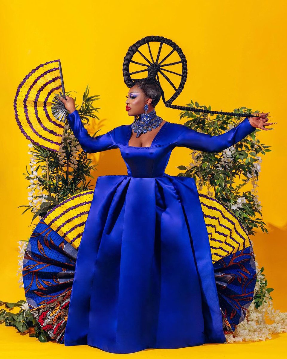solovency's tweet photo. if #TeamSapphira lose it will feel ike when beyonce lost 4 aoty (fitting how sapphira won 4 challenges), clearly she’s the best of the season, and always giving variety in fashion with an amazing personality. Sapphira is the Beyonce of drag race! https://t.co/S4qzgjwwoJ
