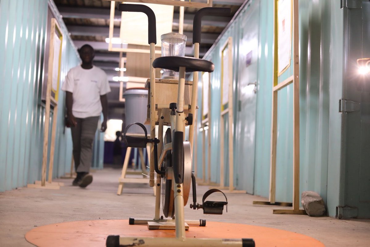 Dernière chance pour découvrir la démarche Low-tech et quelques solutions durables pouvant être intégrées dans notre vie quotidienne pour amorcer une transition écologique. 

L'exposition se prolonge jusqu'au 20 avril

#Lowtech #TransitionEcologique #Exposition #InnovationDurable