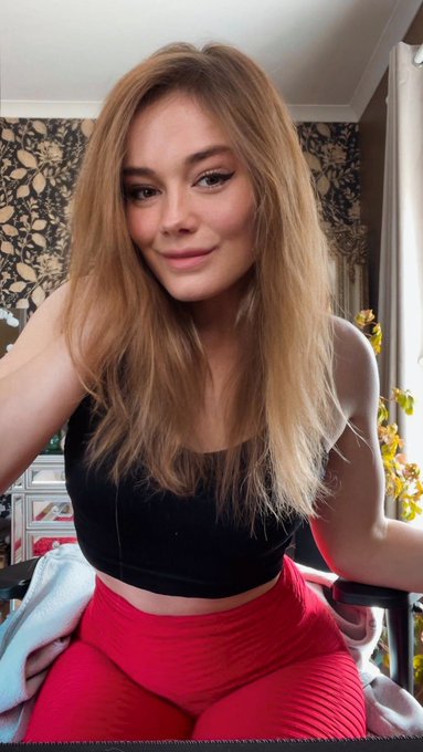 live now 🔗 https://t.co/uUIIyXvE9b https://t.co/B0GTopzC06<a href="/tag/twitch"class="tags"><span>#twitch</span></a>