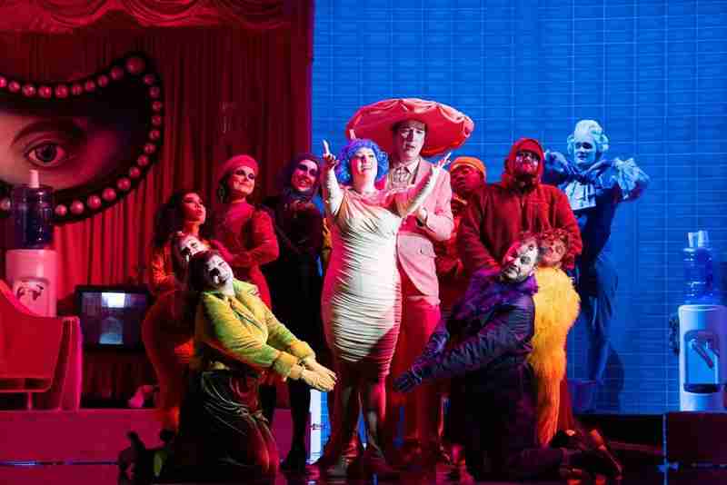 #opera @ETOpera @OxfordPlayhouse Alongside considerable colour and exuberance, Jude Christian's production of Puccini's Manon Lescaut for English Touring Opera poignantly, even sardonically, contrasts  the life of luxury which the eponymous character cou classicalsource.com/concert/englis…