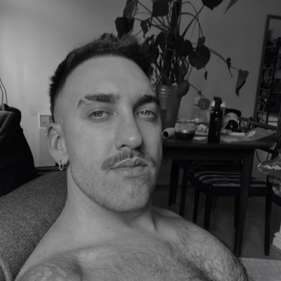 josh_korr's tweet photo. #NewProfilePic https://t.co/Wduu76glTZ