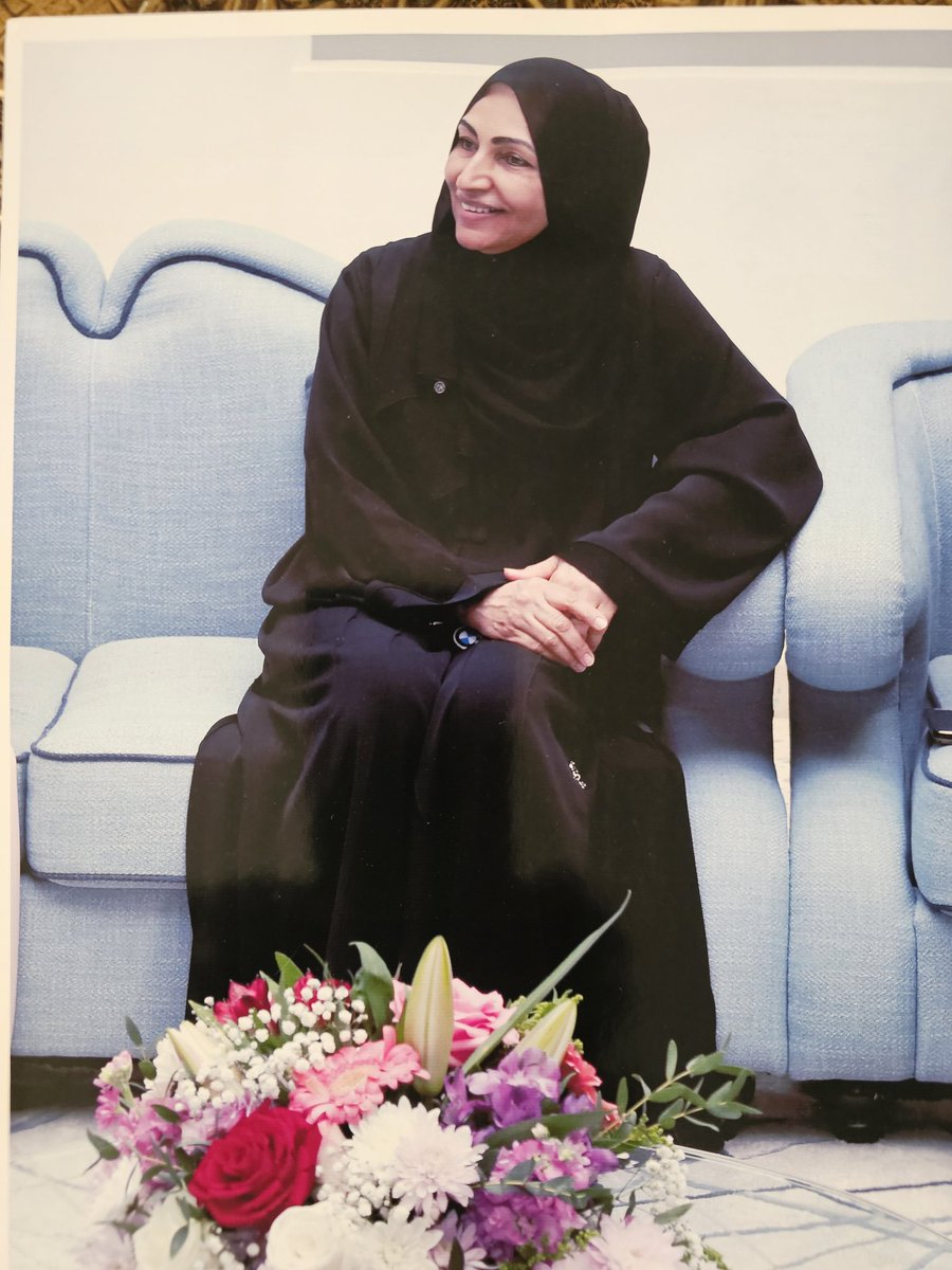 سنرحل ويبقى الاثر.............
 فلنترك الاثر الطيب بعد رحيلنا ..
* نتحلى بالصبر  عندمالانملك شيئا..
  * وتحلى بالأخلاق الرفيعة عندما نمتلك كل شيئ.. 
ورائعين  حين نتجاهل من يسيئ الينا..
  وكريمين  حين نخفف أحزان المحيطين بنا  والأجمل من ذلك حينما نبتسم  مهما كانت الظروف...