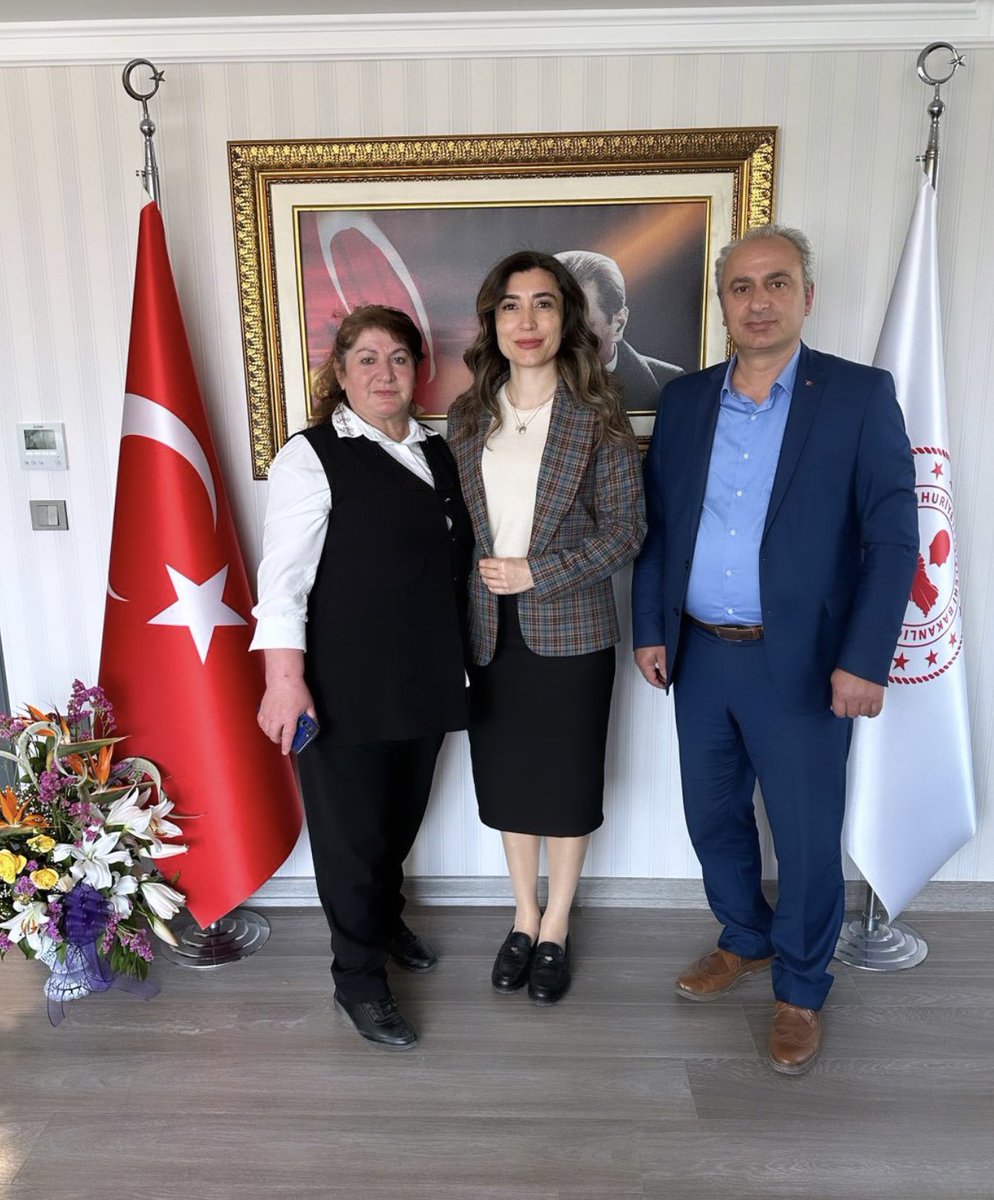 Nazik ziyaretlerinden dolayı Kazım Karabekir cemevi başkanımız Erdal Ahi beyefendiye ve kıymetli eşlerine teşekkür ederim.