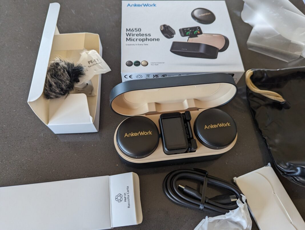 ToukiMtl's tweet image. Il y a quelques mois, @AnkerOfficial a sorti son microcravate sans fil #M650 de sa filiale #AnkerWork. On a pu l'essayer. toukimontreal.com/2024/04/14/ank…