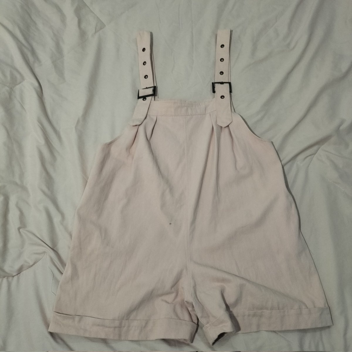 souididit's tweet photo. 😻📢🧽 pink dress 
  
70฿ ใส่ครั้งเดียวอีกเหมือนกัน น่ารักกุ้ก

ค่าส่ง 30฿

#ส่งต่อเสื้อผ้ามือสอง #ส่งต่อ #ส่งต่อเสื้อผ้า #ส่งต่อเสื้อผ้ามือสอง #ส่งต่อเสื้อผ้ามือ2 #เสื้อผ้ามือ2 #เสื้อผ้ามือสอง  #โล๊ะตู้ #โล๊ะตู้เสื้อผ้า #ส่งต่อกระเป๋า #ส่งต่อstylist #ส่งต่อเสื้อยืด https://t.co/KgPKY6y4FS