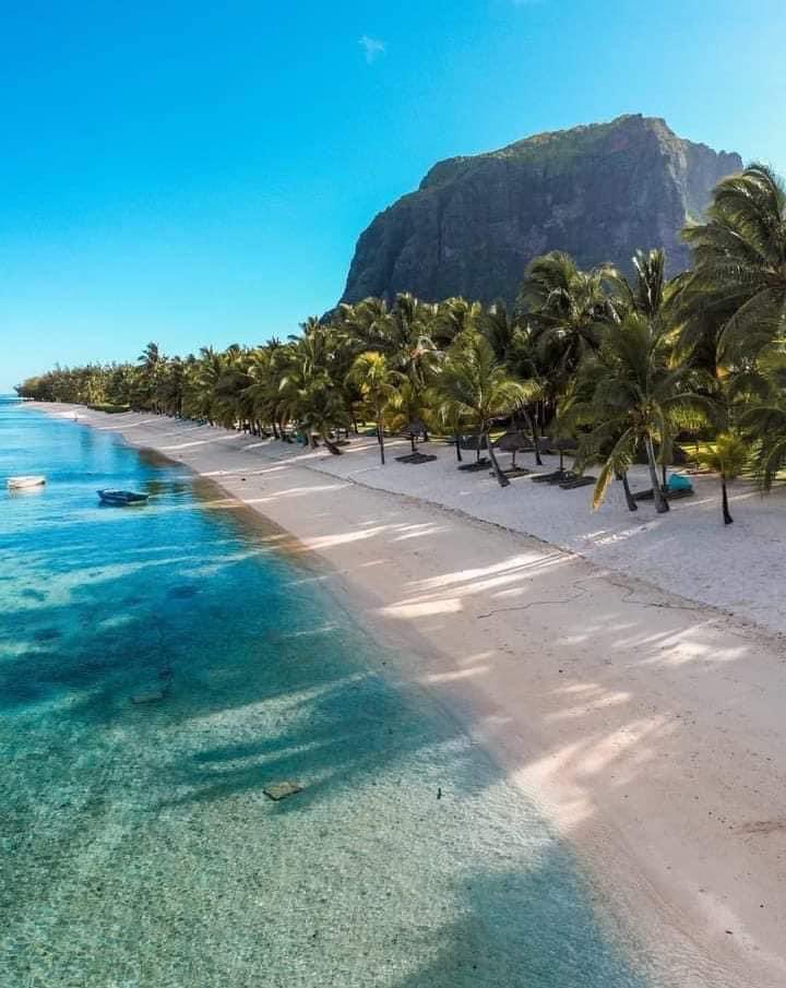 Le Morne Beach, Mauritius 🇲🇺 #Africa