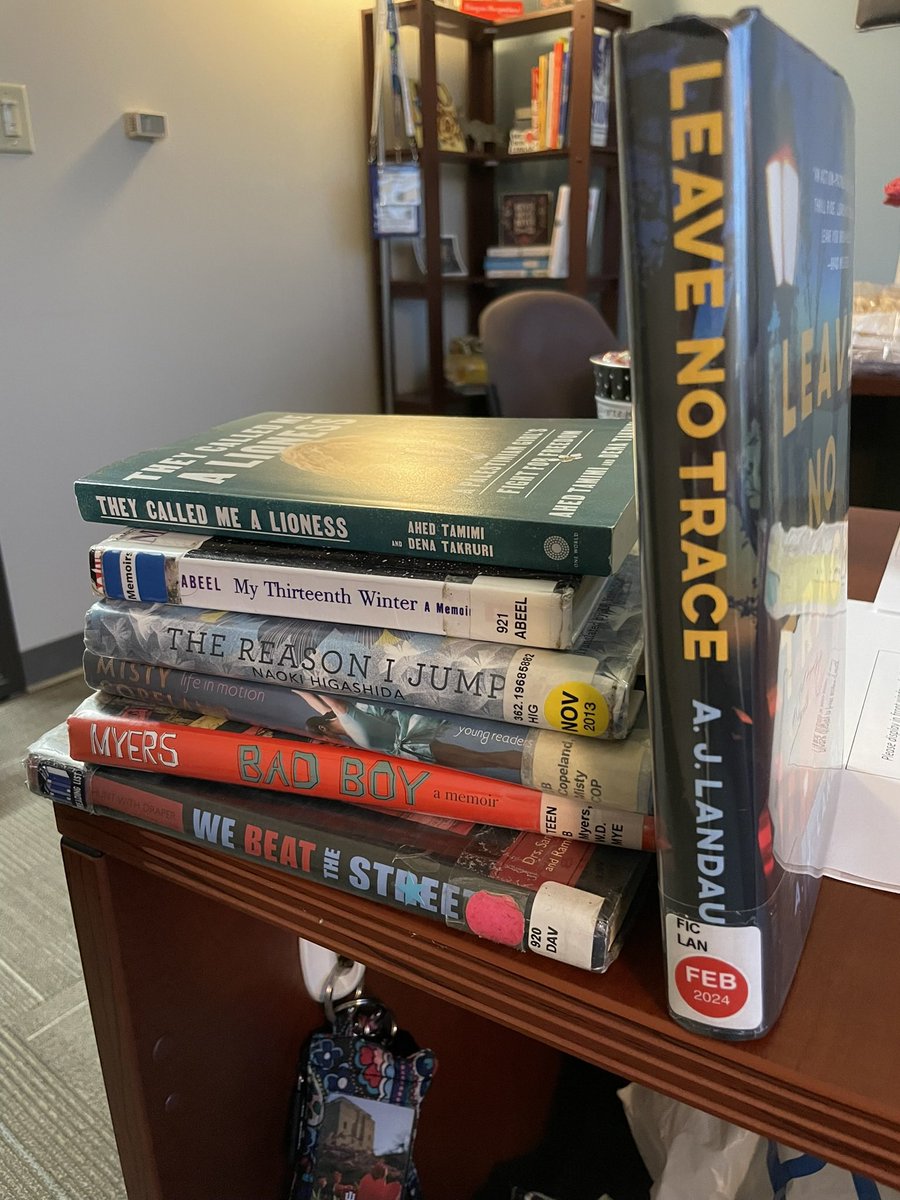 Must be a #TheLitGals show day for my desk to have a pile like this! Catch the show live at 3:30 PM ET on the @KeepINLearning YouTube channel (or later… it will still be there!). What are you currently reading? @MorganKMason @ascook_literacy