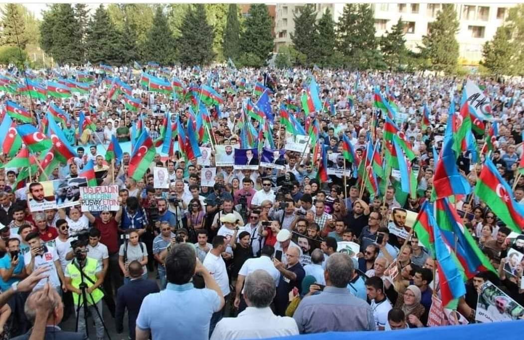 Politfmtv's tweet photo. Milli Şuranın 21 aprel, 15:00-da mitinq keçirilməsinə razılıq verilməsi. https://t.co/5WaI4A4YkE