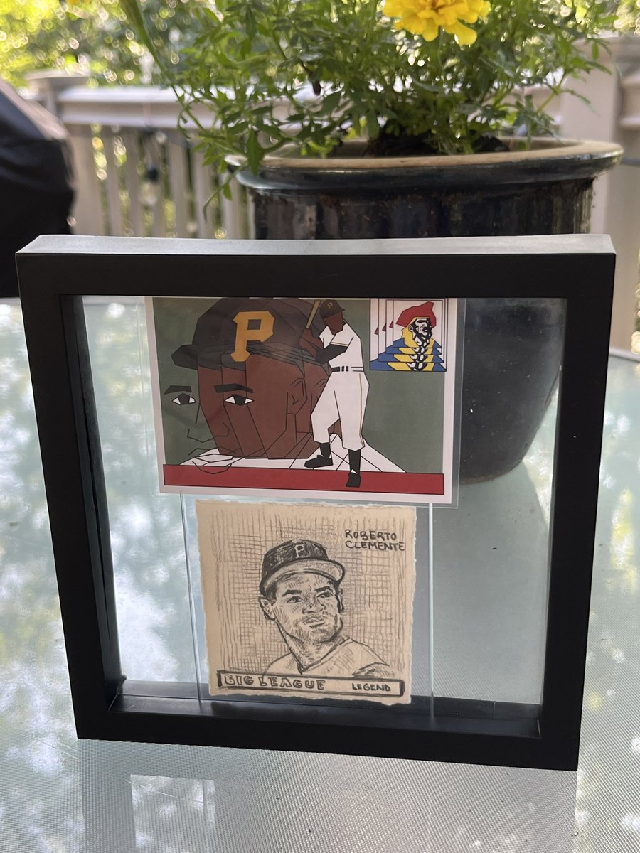 @1Cash28 @CardsCigarbox Roberto Clemente art cards by @mosley_mark and @Mighty_Lark #artists #Pirates #HOF