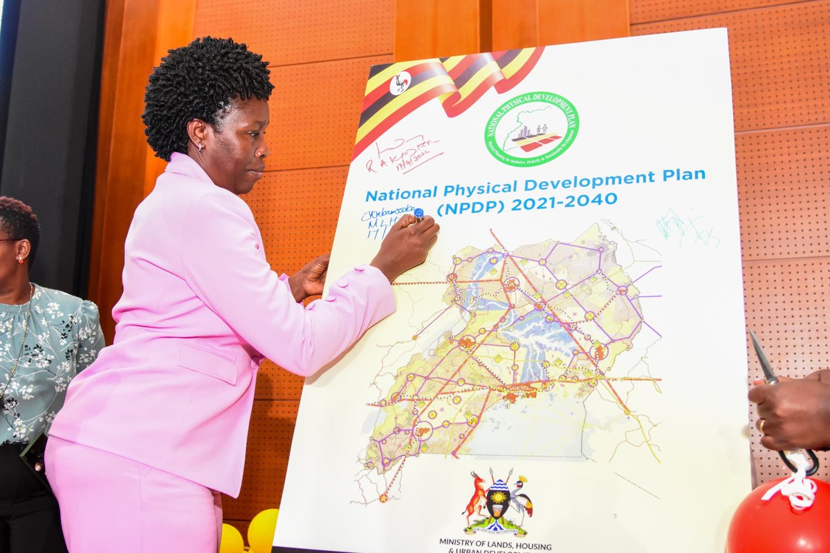 We launched the National Physical Development Plan, a guide that will inform the planning for our land resource. I thank Rt Hon @RebeccaKadagaUG for ably representing our VP @jessica_alupo. The VP reaffirmed govt's efforts to industrialisation and proper land management is the