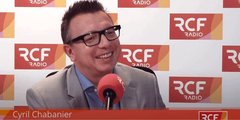 SyndicatCFTC's tweet photo. Ce mercredi @ChabanierCFTC était l'invité de @radiorcf dans la matinale.
Salaires, superprofits et avenir du paritarisme il a fait un tour de l'actualité sociale. 
A écouter ou à voir sur le site de la #CFTC 

https://t.co/6UDfbDh3KL