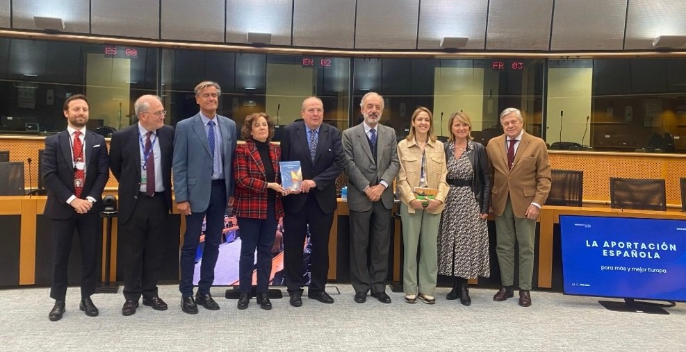 Gracias a @CanalEuropa por la invitación a la charla para conocer los hallazgos sobre el estudio completo “Una Visión Española de la UE: 2024-2029” presentado hoy en @Europarl_ES