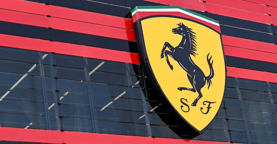 Ferrari archivia i record del 2023 e spinge sull’elettrificazione dlvr.it/T5d4bD