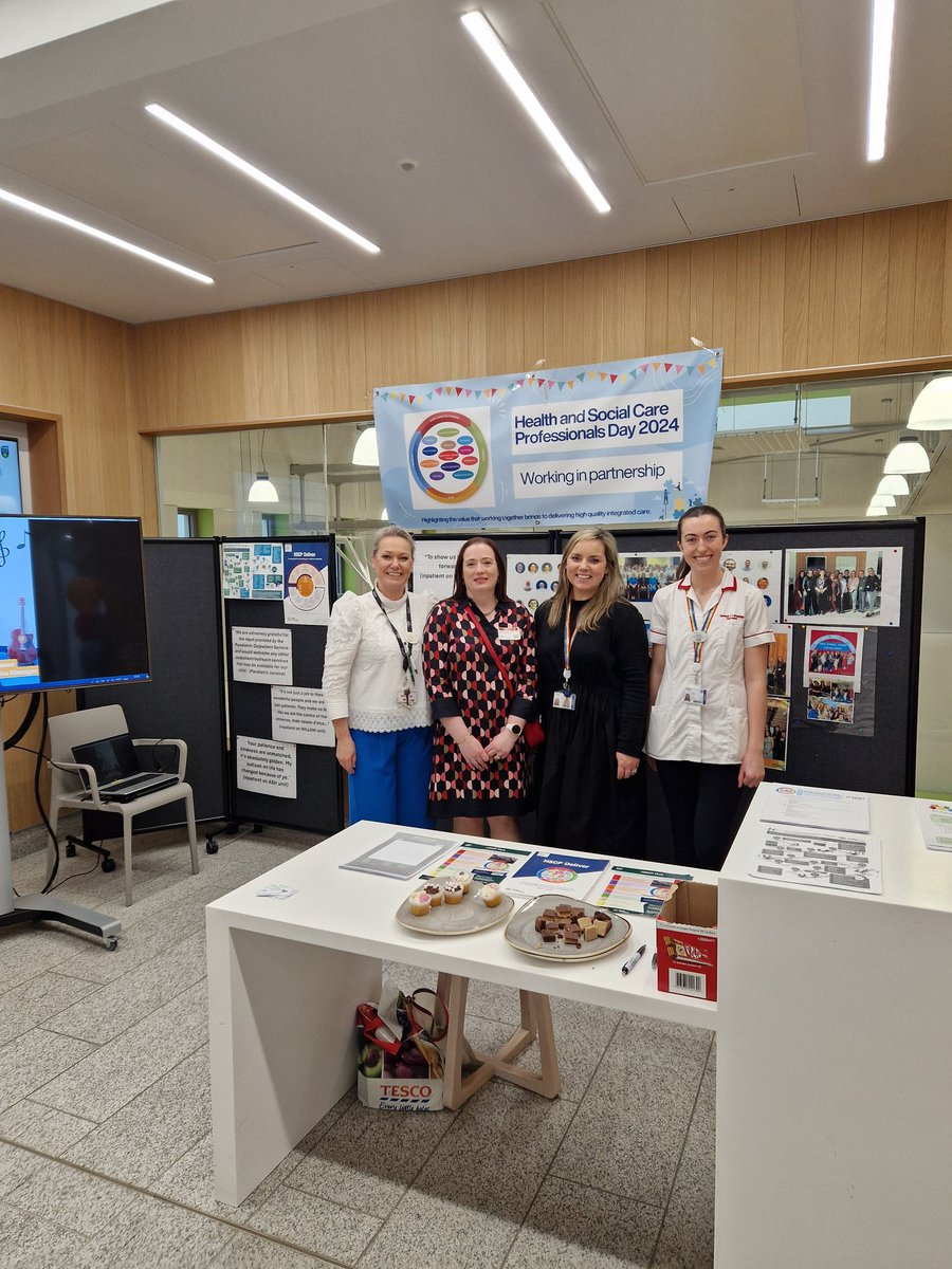 Had amazing time visiting NRH today celebrating HSCP Day. Inspiring examples of working in partnership with fellow colleagues and service users alike. @JackieAReed @Fitz8S @derderkenny #hscpday #hscpdeliver
