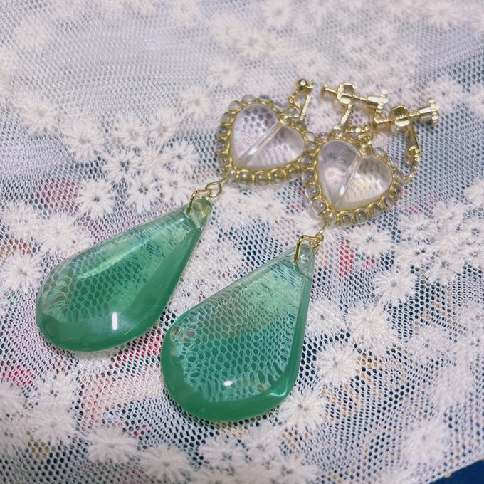 あとさっき作ったやつ!2枚目はナヴィアカラーイメージしたけどうまくいかなんだ 