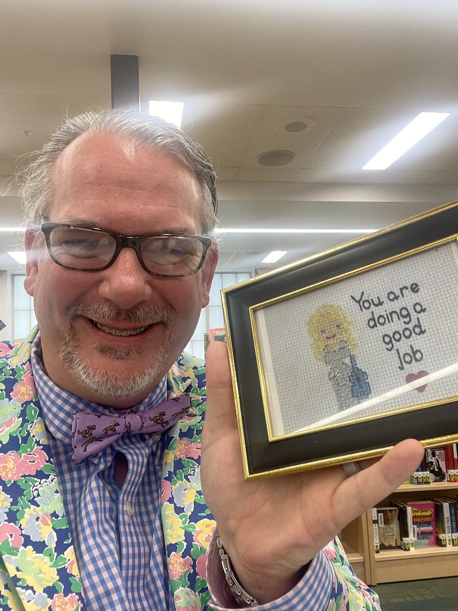 DarynLMorris's tweet photo. A gift from @jamesmcmillin2 today & a great way to start my Wednesday! I can always count on @DollyParton ๐ @KEDCGrants @KEDC_HERO
#positivityproject24 https://t.co/TUZL6Kg35L