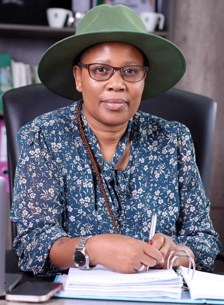Stockfarmmag's tweet photo. Dr Nandipha Ndudane, president of the South African Veterinary Council (#SAVC), has been elected to represent Africa on the World Veterinary Association 's (WVA) Council for its 2024 to 2026 term. Read more on #Agriorbit: https://t.co/rLT6OKGCaS https://t.co/KEz1tTdYhj