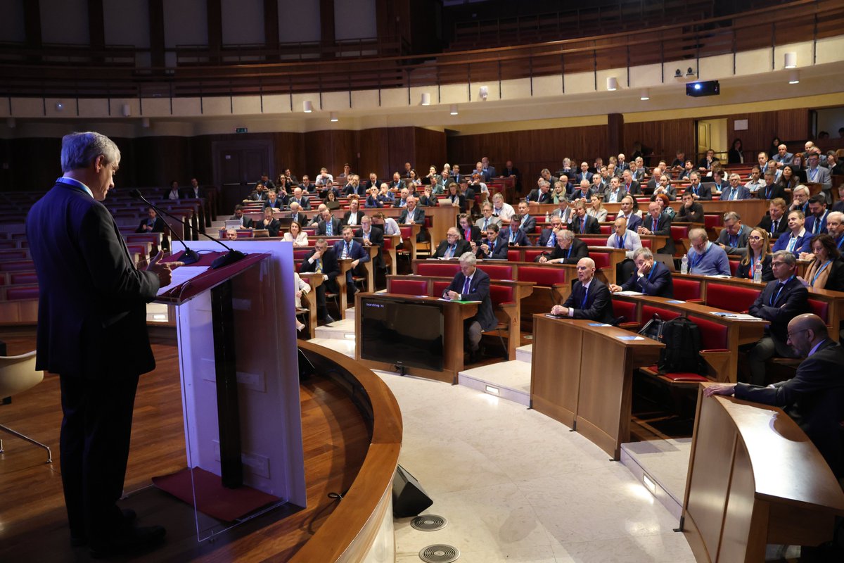 SNE_TP's tweet photo. The #SNETPForum 2024 kicks off in Rome! We are happy to welcome 270+ participants from 26 countries. Opening by @SNETP & @euronuclear Presidents Bernard Salha & Stefano Monti. Let the Forum begin & stay tuned! #NuclearEnergy #NuclearInnovation https://t.co/a6sbdooHwr