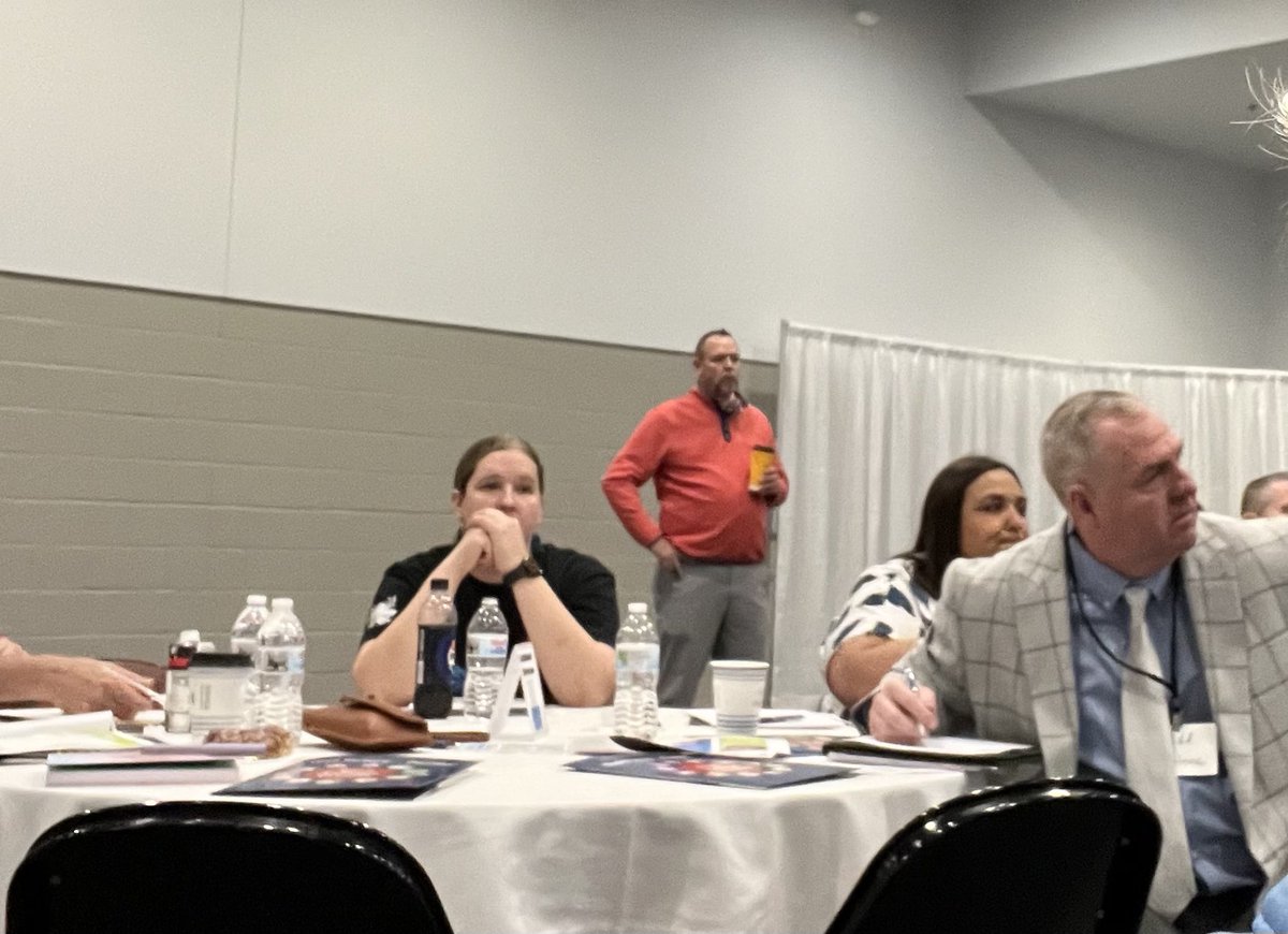 Maryeks's tweet photo. @CMill_STEMguy @AppSTEMCollab I spotted Chad!!! https://t.co/FPw9uChD2a