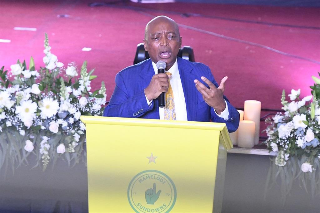 ➡️ Motsepe: It's wonderful to have Ferraris, but... 🚘 ➡️ 'Make as much money as possible' 🤑 Dr Patrice Motsepe has revealed the advice he gave to Mamelodi Sundowns' players during his days as the club's president. MORE: brnw.ch/21wITTd