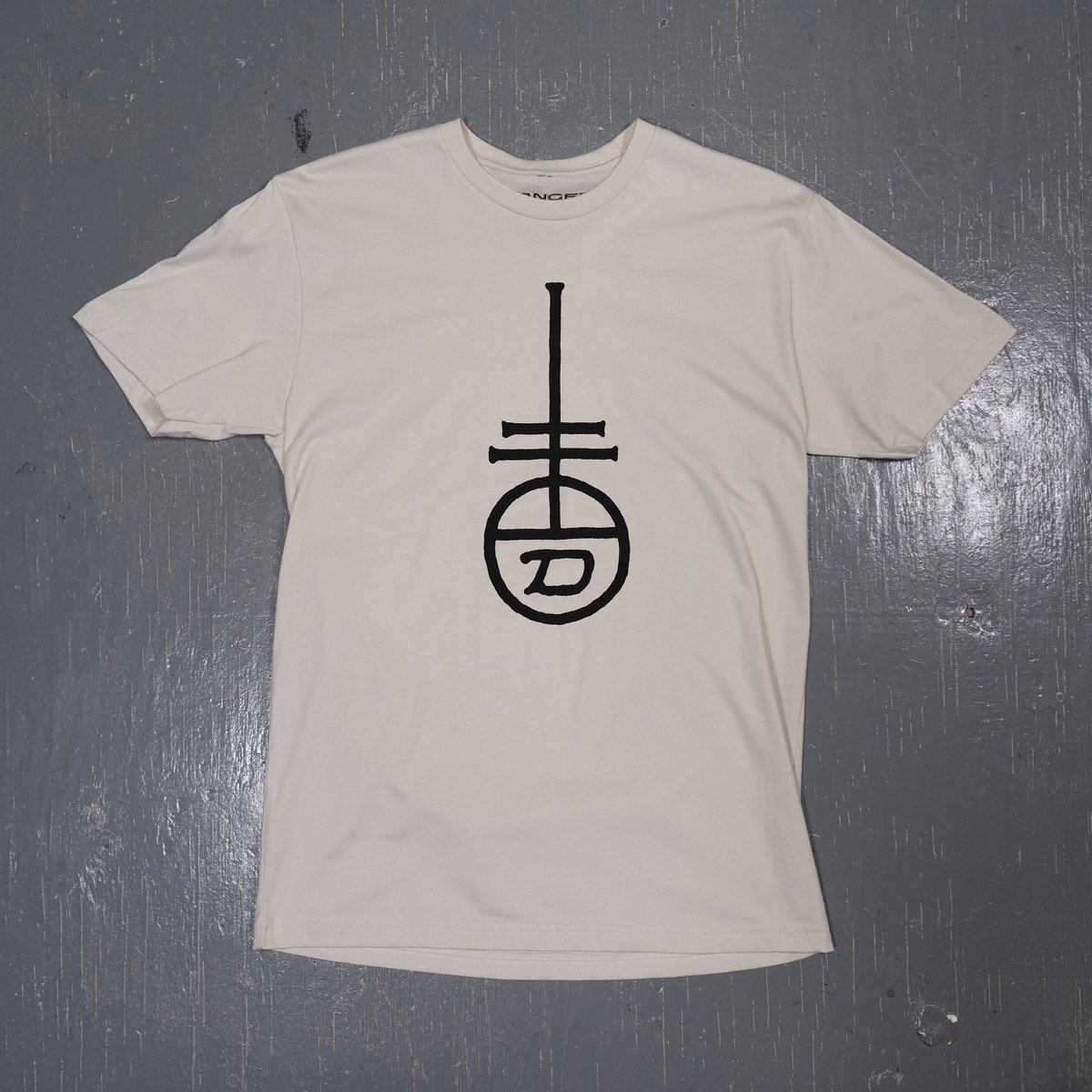 Danger_Press's tweet image. Our very own Colophon. Contrasting colors.

#logopassion #logotipos #logoconcept #letterlogo #logo #logos #brand #brandidentity #colophon #fashion #guide #placement #exactfit #accuracy