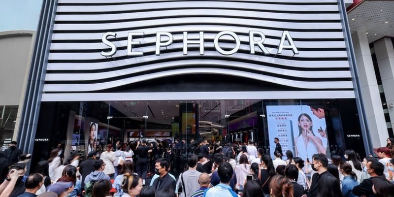 .@LVMH’s revenue dips despite ‘remarkable growth’ from @Sephora buff.ly/4b1QVPj