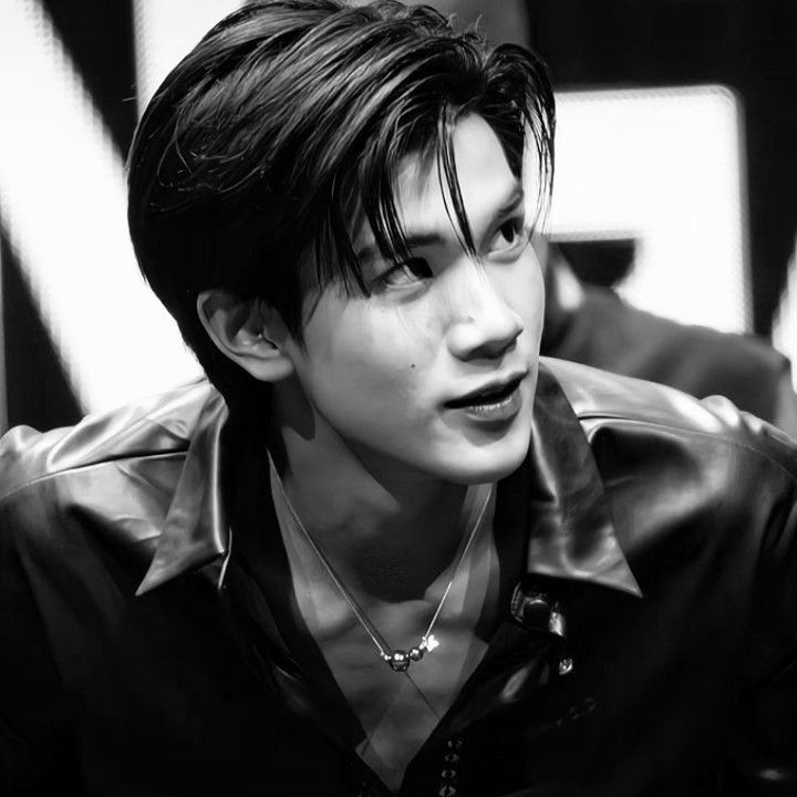 khvnoo's tweet photo. #GeminiFourth AU 🔞
— 𝙻𝚎𝚟𝚒 &amp; 𝙶𝚊𝚖𝚊

Levi tak bisa diam saja dan membiarkan dirinya dimakan api cemburu kan?

[https://t.co/xAp6nrPPdS] https://t.co/E4cylKYqrh