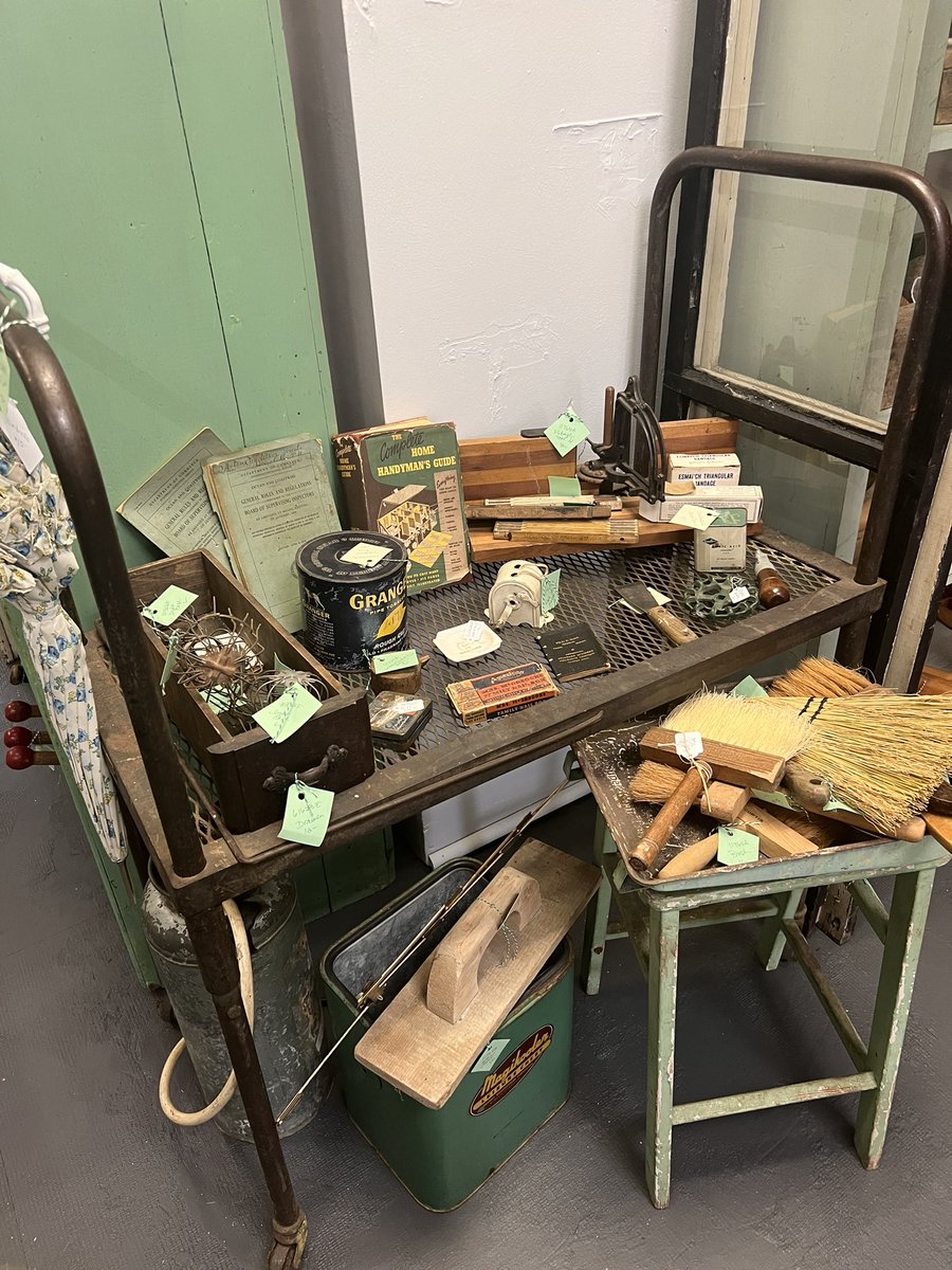 Just brought some fresh-picked furniture to the store. Stop in and see what’s new to the store ✅💚 #vintage #vintagestore #vintagefurniture #vintagegreen #vintagegreenantiques #visitgrandhaven #centertowngh #mainstreetgh