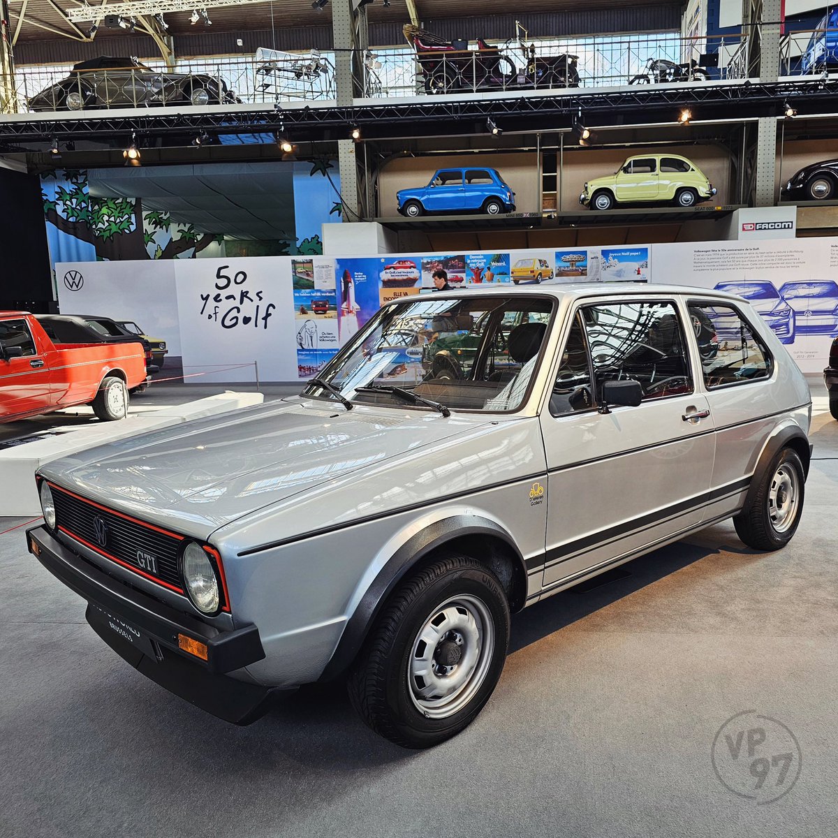 volkspage's tweet photo. 50 anos do Golf: VP97 traz cobertura exclusiva direto do Autoworld em Bruxelas. Acompanhe esse material incrível criado especialmente para você! #vwgolf #golfgti #golf50years

👉🏻 https://t.co/M99RSOwQN1 https://t.co/C5Uv2H6r3W