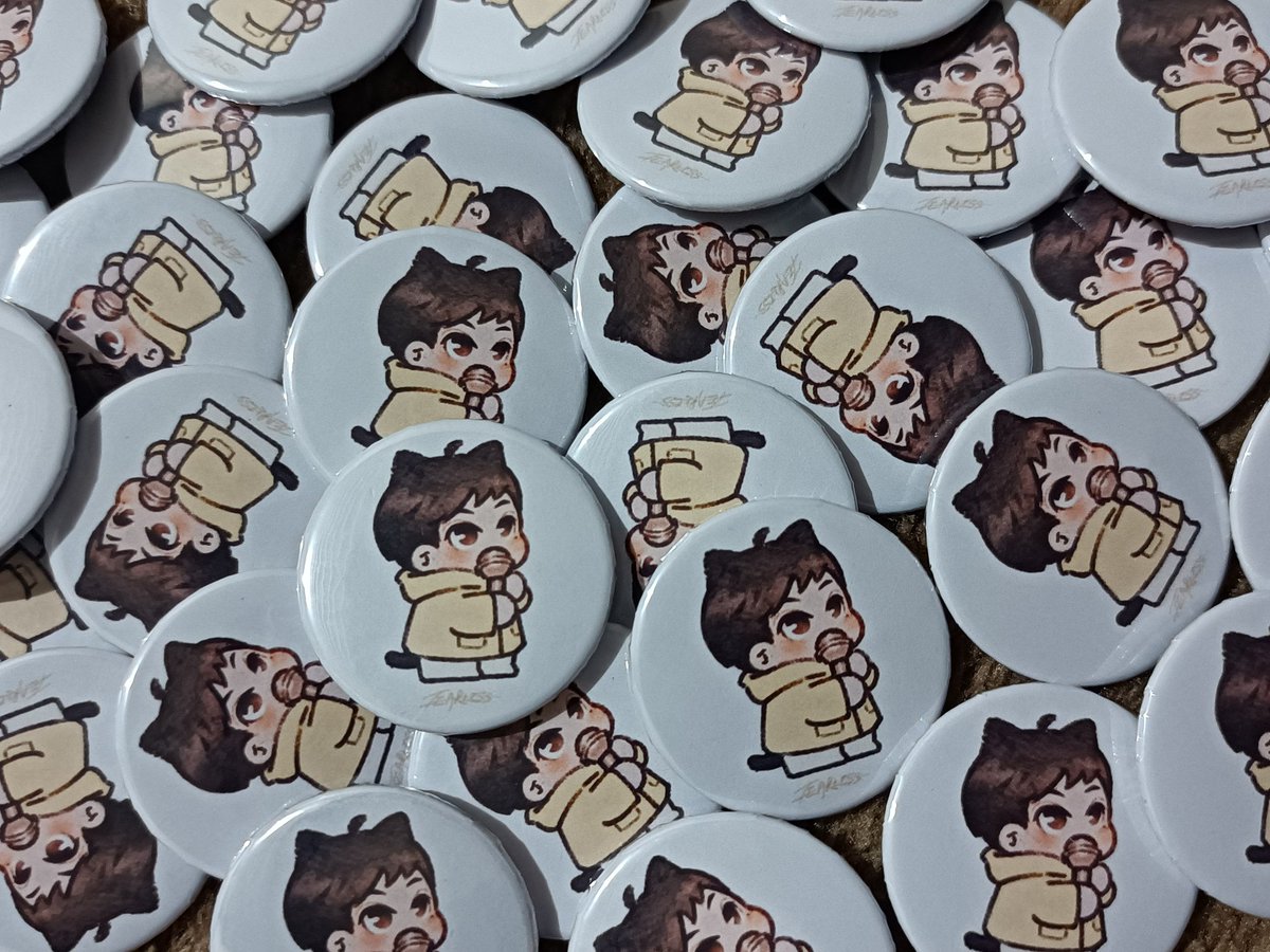 I will be at @TheJayLand's CUPSLEEVE-EXHIBITION EVENT on Jay's birthday!! just approach me for a free baby jjongcat pin and sticker 🫶🏻 thank you @Fearless_JAY_ for letting me use your art!