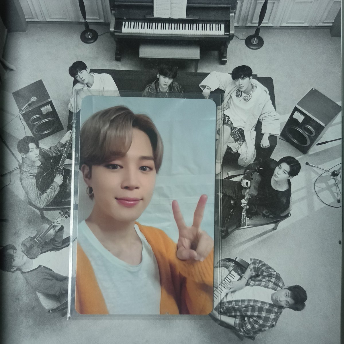 SM_PurpleCart's tweet photo. #SMPCart ━☆ﾟ.*･｡ﾟ
✧*。wts • bts • pc • ph 

❥essential • butter cream • butter pob 
✓Onhand
₱350ea

🏷️ jungkook jimin suga yoongi namjoon jin photocards bangtan jk taehyung seokjin jhope hoseok hobi photocard qs tingi https://t.co/4RR9bWEPIf
