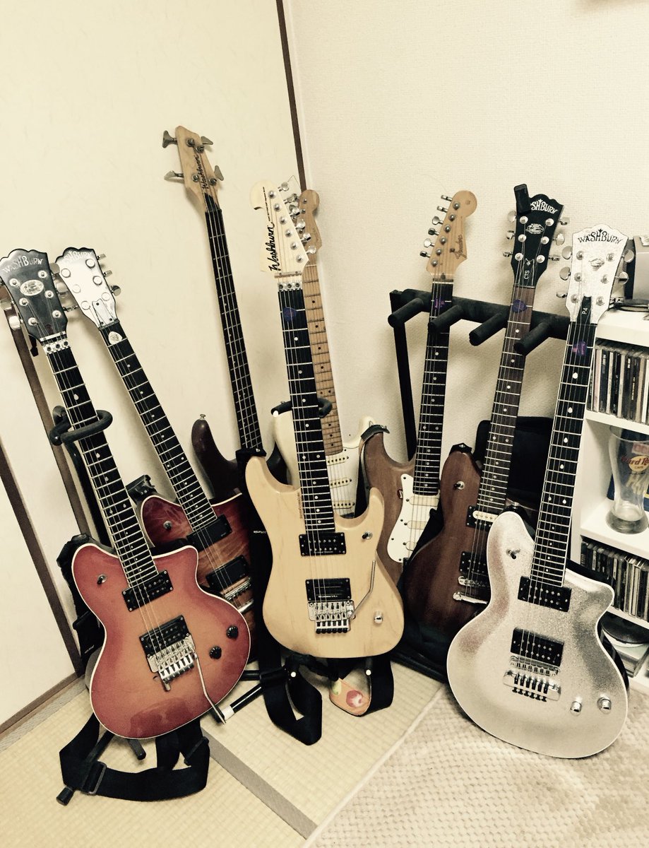 OJ60wXH1pudWdE1's tweet photo. ヌーノ好きな人、集まれ〜(笑)
#NUNO #ヌーノ #エクストリーム #extream #ギター #N4 #P4 https://t.co/PuRrZvXoy8