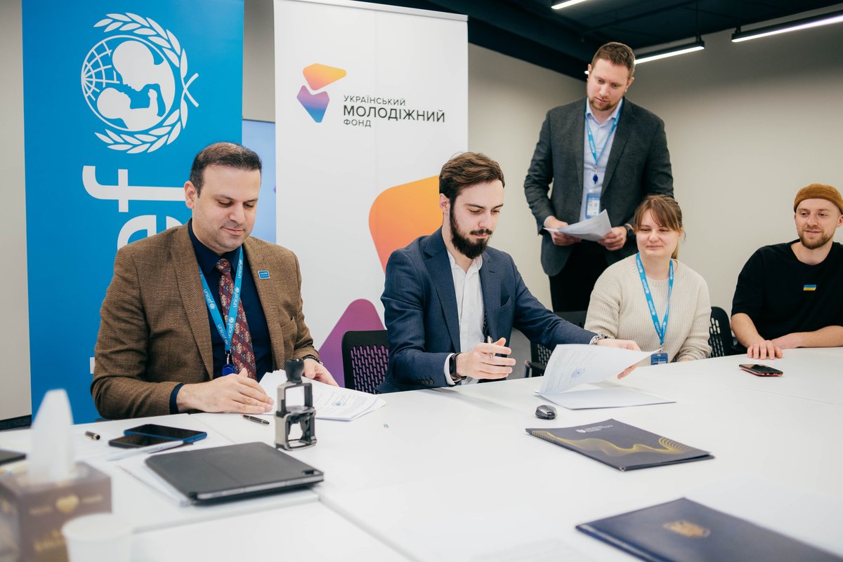UNICEF signed a memorandum of cooperation with the Ukrainian Youth Foundation. Our partnership will support young people in Ukraine, starting with a programme that aims to create new youth employment opportunities.