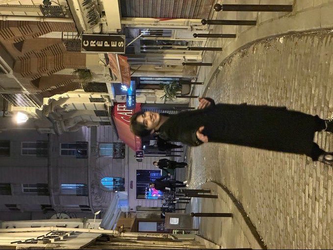augustIune's tweet photo. whoever ends up with him is fr so lucky man is so handsome and tall he LOVES CAT (a father of 3) he cooks well he cleans he is full of love and affectionate he is talented and the list goes on (i need him in my life) https://t.co/GGUA4D44do
