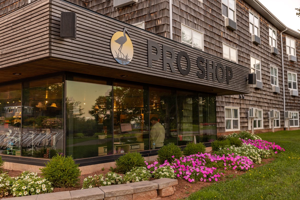 Get ready to golf! We open April 24th.

Limited time green fee special $60 + HST includes cart &amp; $25 pro shop gift card (ends May 8th)
Amazing pro shop savings
Deals on 2023 clubs &amp; demos
Memberships available

Explore our stay &amp; play packages: bit.ly/3xFcMO5