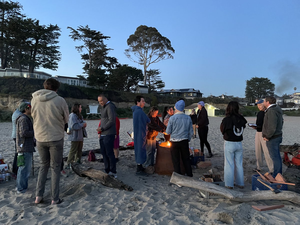 reiunion's tweet photo. We vote #UnionYes TOMORROW at REI Santa Cruz, and we’re busy getting ready for the big day. We recently gathered with community members to celebrate our upcoming vote - the vibes and solidarity were outstanding. ✌️

Our coworker Helena checked in from the beach to explain why she’s voting YES and what the movement has meant so far! To her, it’s all about coming together, embracing community, and fighting for agency in how our store is run. ✊