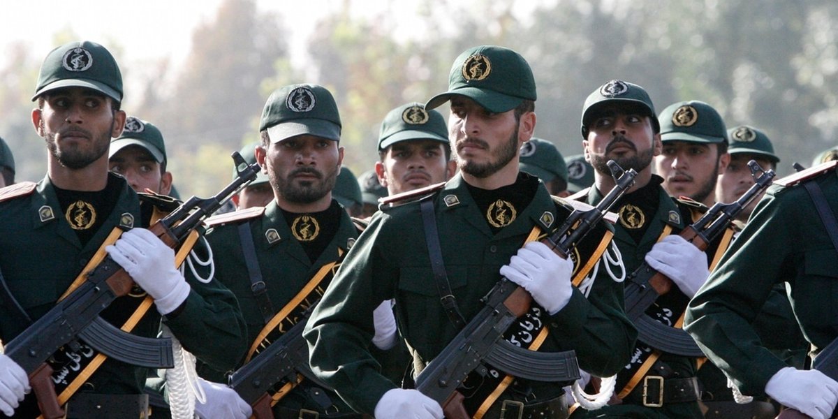 قلص الحرس الثوري الإيراني وحزب الله تواجد كبار ضباطهما في سوريا استعدادا للهجوم الإسرائيلي المتوقع.