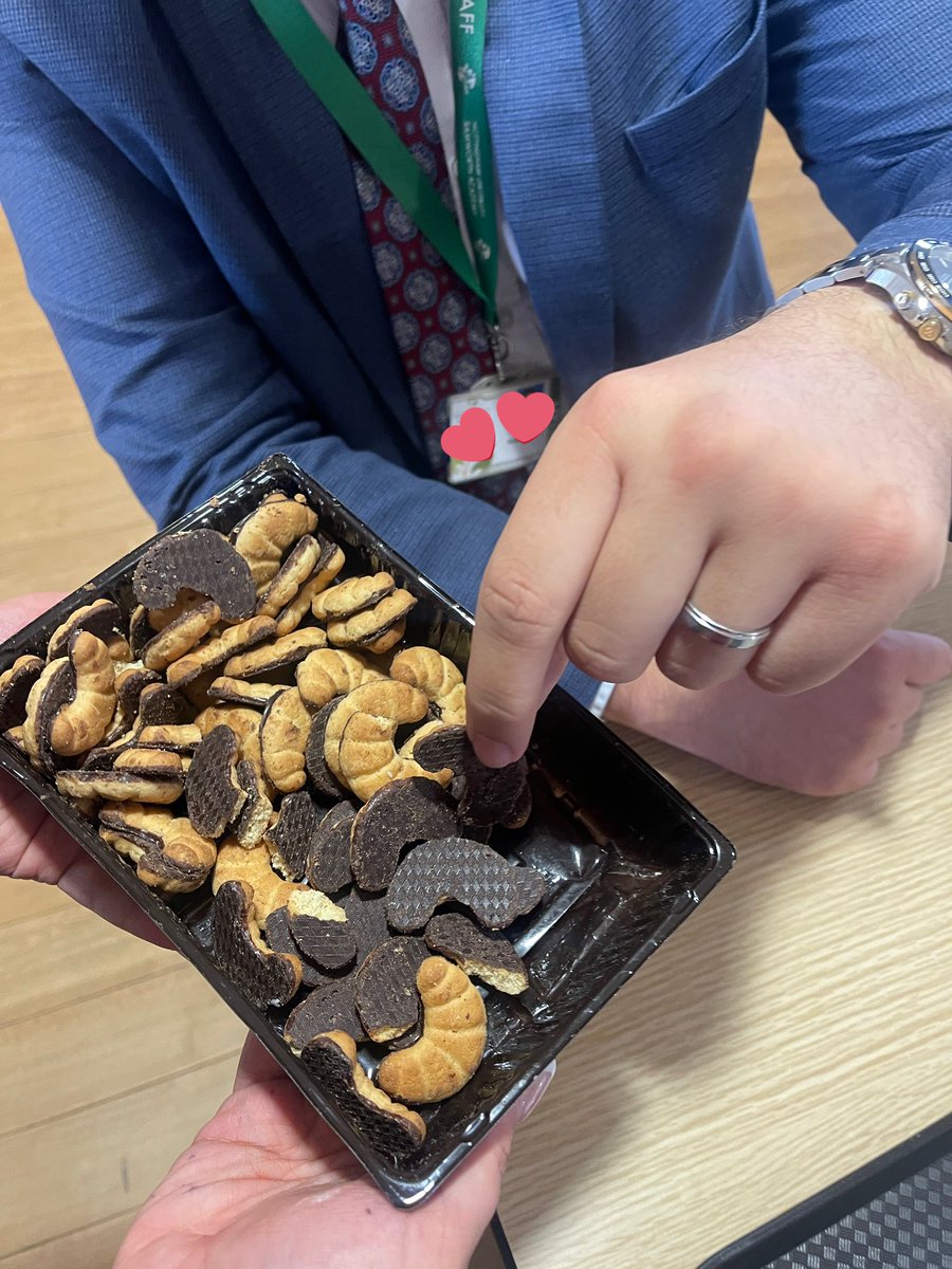 Sharing food from our backgrounds? Our staff are IN!!! Our pupils are so kind 🥰 This is #AmazingNUSA and food is central to our learning journey! #TheNUSAWay #FoodWithLove 🥳
