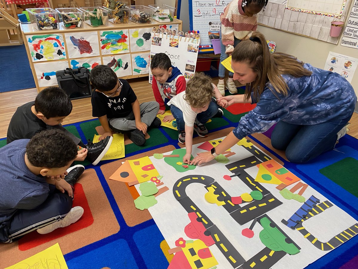 BPS_Beginners's tweet image. The Belleville Beginners in Ms. Sobotka's class are investigating Roads this month. They worked together to make a collage of a road through our town! #bellevillebeginners #CreativeCurriculum @TeachStrategies #PreKAcrossNJ