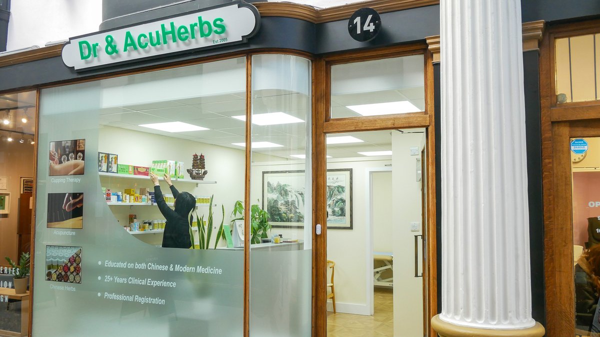 Say hello to Dr &amp; Acuherbs! The newest addition to the Arcade has your health in mind.  ❤

WIth 25+ years of experience, Dr &amp; Acuherbs offer traditional Chinese and modern medicine - and treatments including cupping and acupuncture! 🌿

Welcome to the Arcade, Dr &amp; Acuherbs!👋