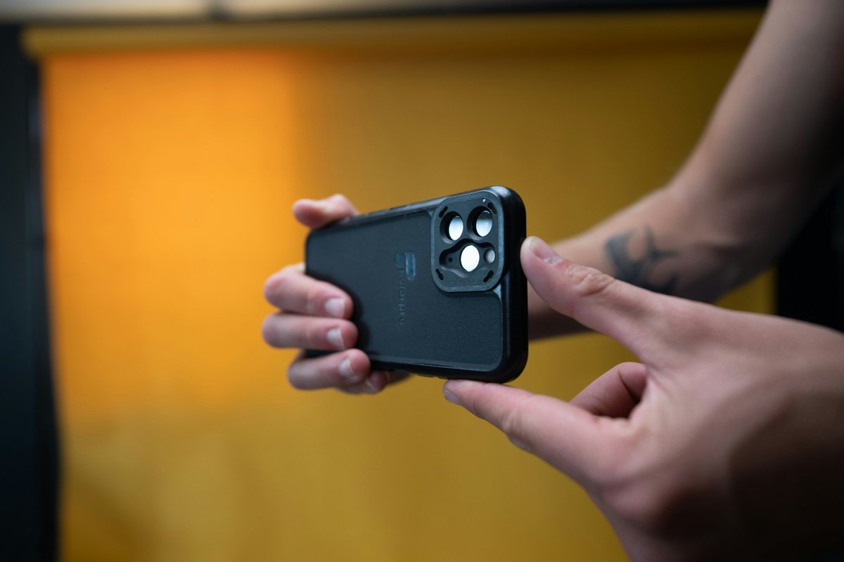FREE photography workshops starting this Friday 19 Apr

Join professional photographer Shy B Photography and learn how to capture your life stories just using your camara phone!
Find out more - bit.ly/3uE7vEW

#photography #joinus #dewsbury