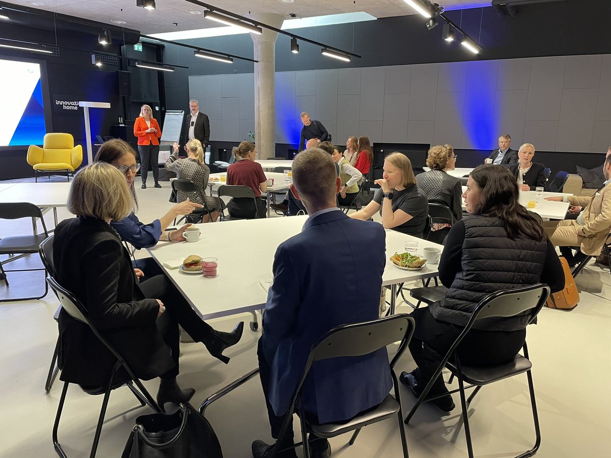 DIF_Finland's tweet photo. DIFFuture-ohjelmassa perehdytään tänään yrityskauppatilanteisiin ja hallituksen ja johtoryhmän merkitykseen niissä. Tilaisuuden vetävät Mercuri Urvalin asiantuntijat. #DIFFuture #DIFtilaisuus https://t.co/APq1H3ZnAZ