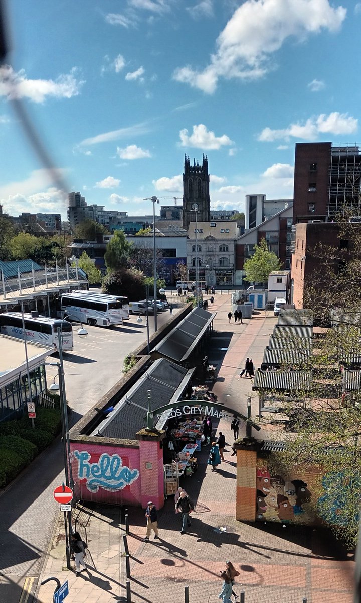 Caroline had a lovely sunny start to her day @leedscitycoll She's had a lovely chat with students before they visit us on campus next week. The view from the car park was lovely of a busy Leeds Market.