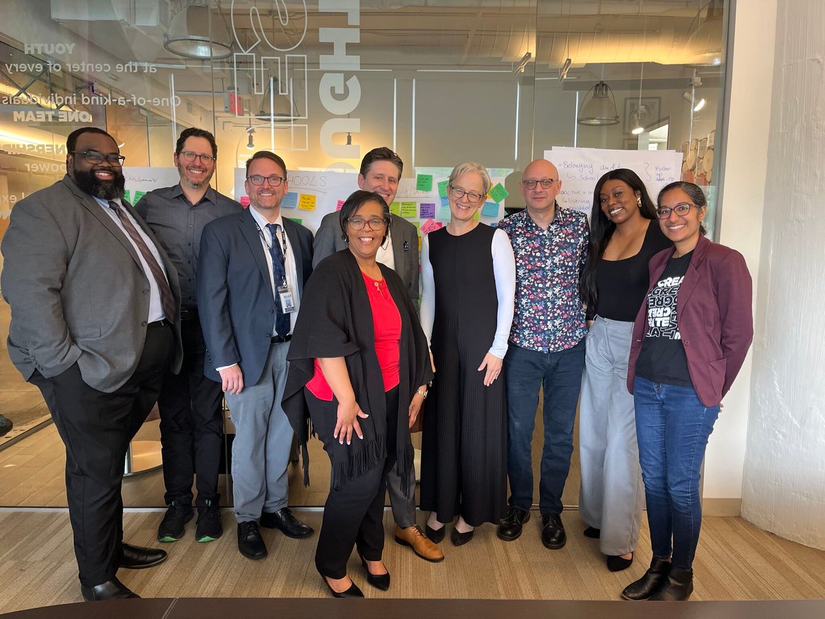 Last week, we gathered with our friends at @ReImagineMigrat, @BigThought and Dallas ISD to talk about how we make a youth-centered, community-connected learning ecosystem real in #Dallas, and it was such a joy to connect and start planting the seeds! More to come! ⭐