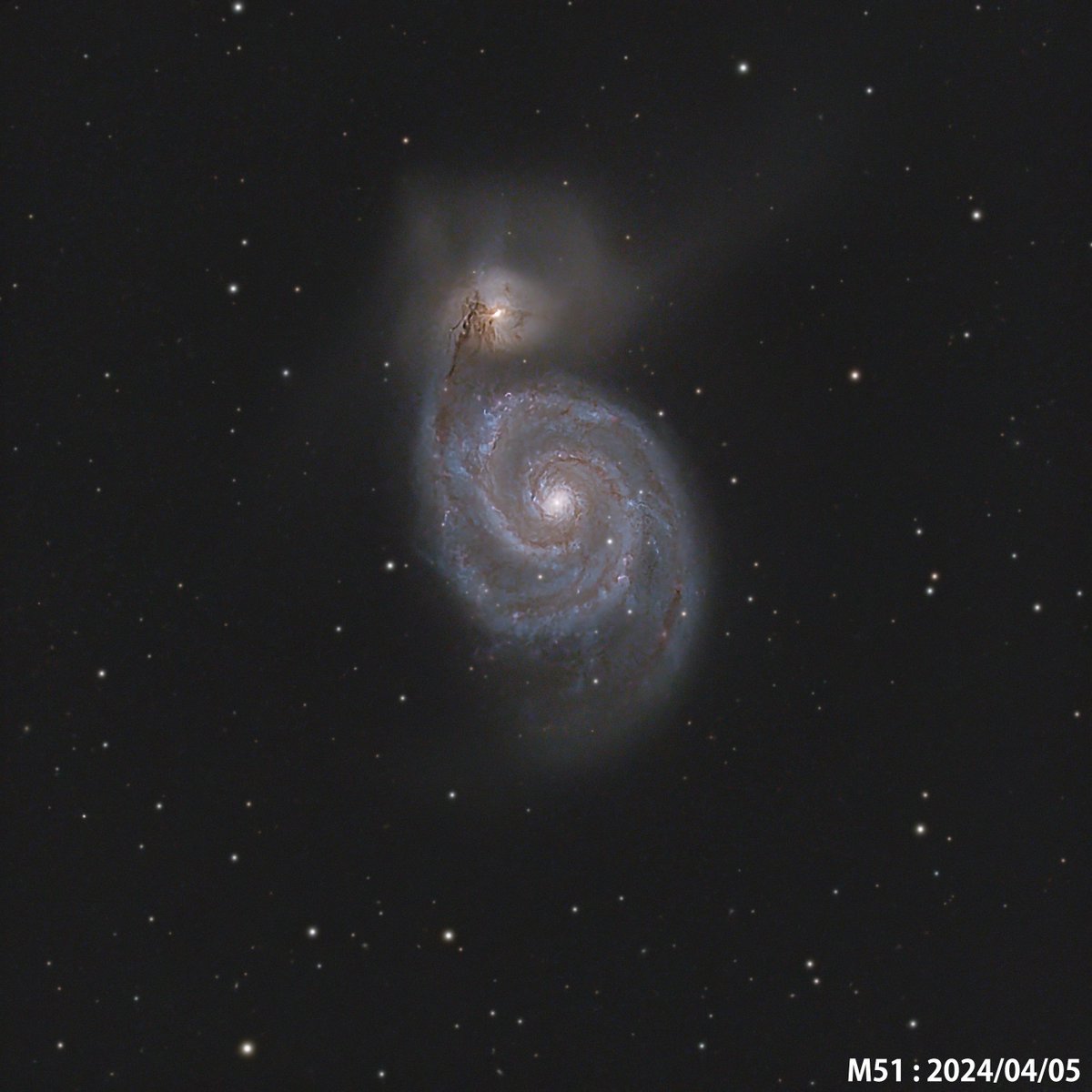 Messier 51 (The Whirpool Galaxy) EdgeHD800(0.7xReducer) 533MC-Pro AM5 Gain:200 300sec x 50sub PixInsight Photoshop2024