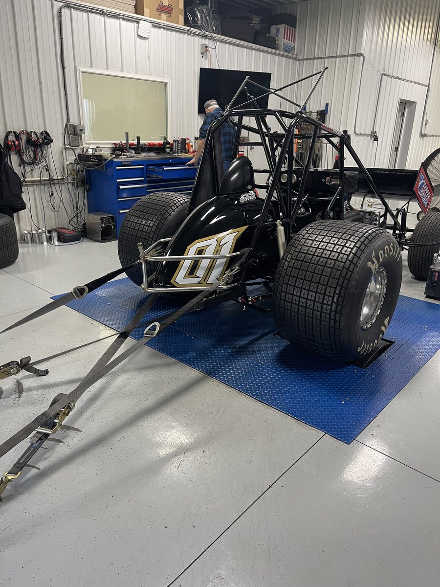 Getting serious!@EnglerMachine <a href="/RaceMaxims/">Maxim Racing, Inc.</a> <a href="/ShaverRacing/">Shaver Racing</a> <a href="/TerryMccarl24/">Terry McCarl</a> <a href="/SmileyLifting/">Smiley Lifting</a>