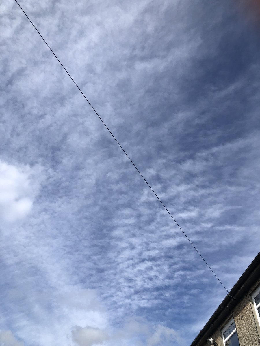 IonisedSkyWatch's tweet image. Kirkintilloch G66 14.12pm 17/04/2024 #GeoEngineering #Haarp #SolarRadiationModification #SRM