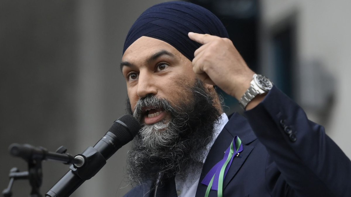 govt_corrupt's tweet photo. 2 weeks after voting yes in Confidence of Justin Trudeau's spending and carbon tax to avoid being fired an early election

Jagmeet Singh now doesn't know if he has confidence in Trudeau's Carbon Tax policy or #Budget2024; after submitting over $500k in expenses...

Due to poor polling numbers, MPs jumping ship and not getting his way. He is the only Canadian politician that manages to out-clown Justin Trudeau.