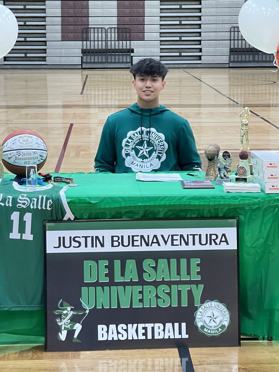 It’s signing day! Congrats JB!!!!